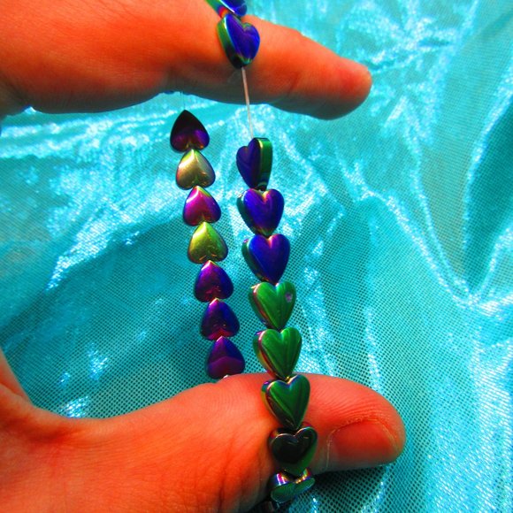 Rainbow Titanium Hematite Hearts 7" Stretchy Gemstone Bracelet - Picture 3 of 3